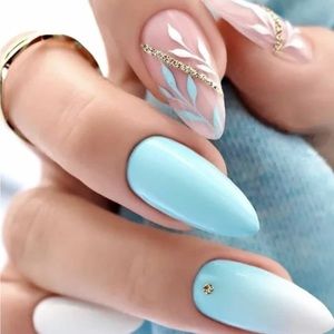 Fake nails